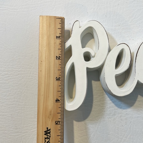 Home decoration. Set of 4 items. Clear acrylic stand not included. - Picture 7 of 7